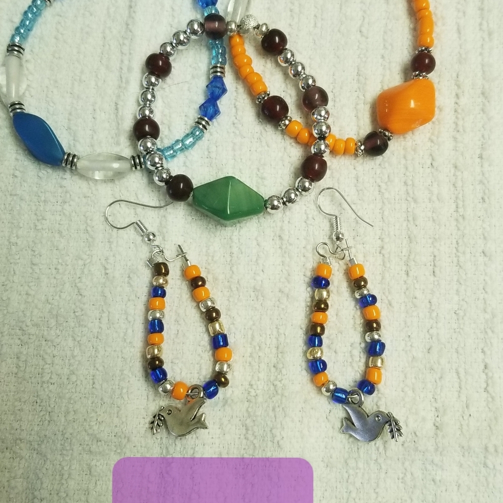 Glass  beads  jewelry